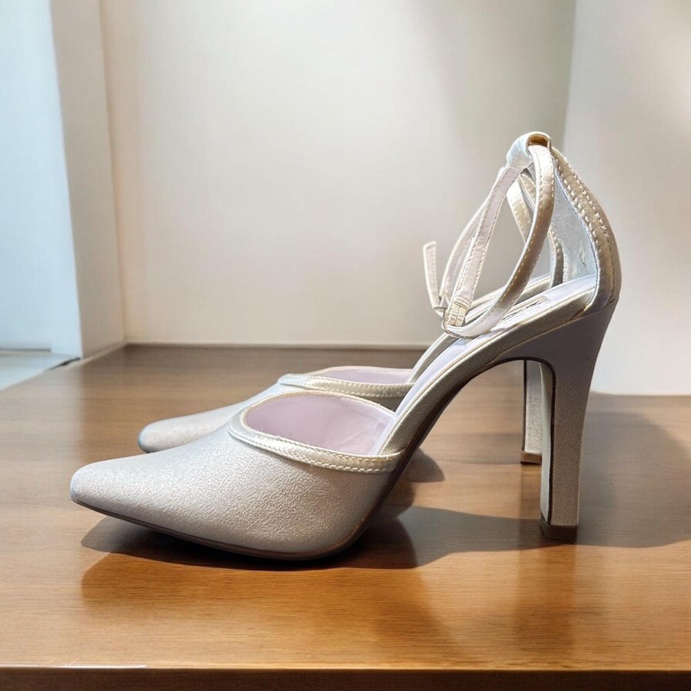 NWOT - Lady Dye Shoes (Wedding / Special Occasion) - Size US 7.5
